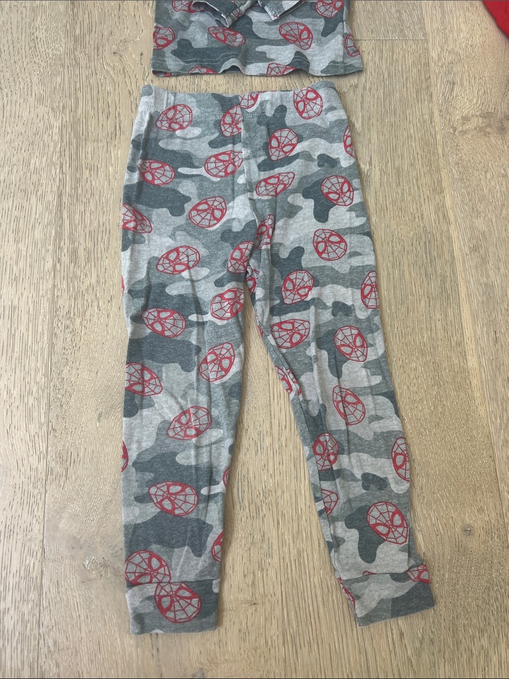 🕷️ 🦸🏻 Size 5 ~ Marvel Spider-Man Pajama Set - Picture 7 of 16